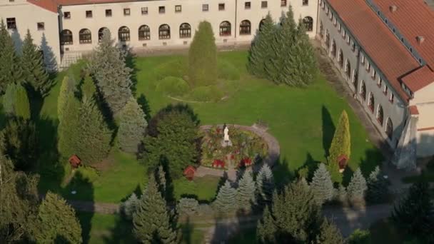 Hermoso Monasterio Jardín Opactwo Jaroslaw Vista Aérea Polonia Imágenes Alta — Vídeos de Stock