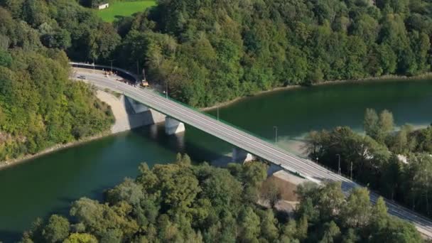 Красивый Ландшафтный Мост Озеро Солина Бещады Вид Воздуха Польша Высококачественные — стоковое видео