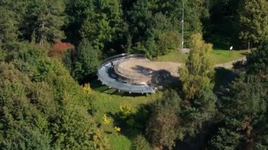 Güzel Mickiewicz Mound Park Dağı Sanok Hava Manzarası Polonya. Yüksek kalite 4k görüntü