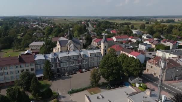 Hermoso Paisaje Escuela Iglesia Torre Oleszyce Vista Aérea Polonia Imágenes — Vídeos de Stock