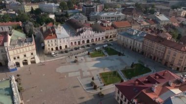 Güzel Manzara Eski Kent Pazar Meydanı Jaroslaw Hava Sahası Polonya. Yüksek kalite 4k görüntü