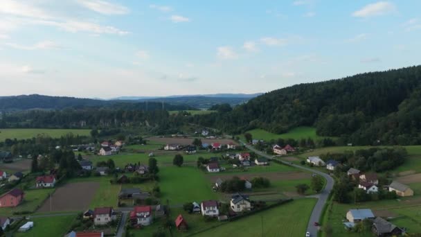 Prachtige Landschapshuizen Myczkowce Bieszczady Luchtfoto View Polen Hoge Kwaliteit Beeldmateriaal — Stockvideo