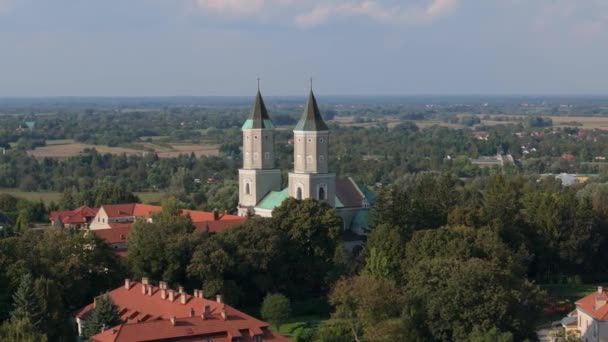 美丽的风景修道院奥法西2 Jaroslaw Aerial View Poland 高质量的4K镜头 — 图库视频影像