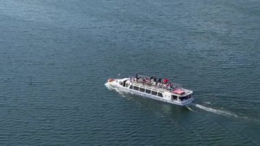 Güzel Tekne Gölü Solina Bieszczady Hava Manzaralı Polonya. Yüksek kalite 4k görüntü
