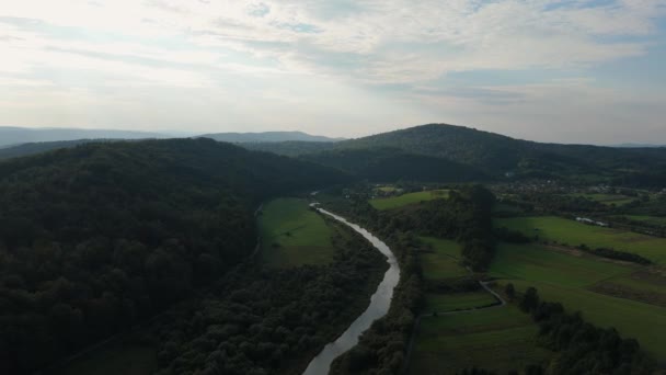 Prachtig Landschap Rivier San Myczkowce Mountains Bieszczady Luchtfoto View Polen — Stockvideo