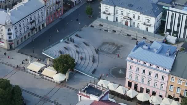 Красивая Площадь Фонтан Променад Радом Воздушный Вид Польши Высококачественные Кадры — стоковое видео