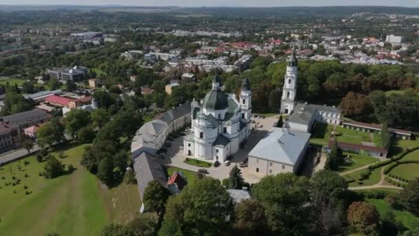 Hermosa Basílica Landscape Hill Vista Aérea Chelm Polonia Imágenes Alta — Vídeos de Stock