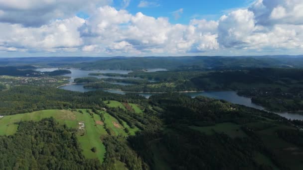 Hermosas Montañas Del Paisaje Bieszczady Wolkowyja Lago Solina Vista Aérea — Vídeos de Stock
