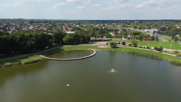 美しい風景の噴水ボルキラグーンラドム空中ビューポーランド 高品質の4K映像 — ストック動画