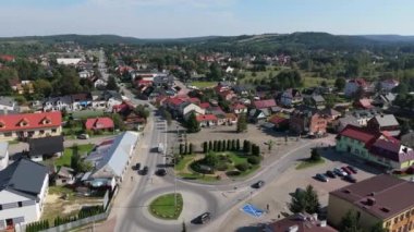 Şehir merkezinin güzel manzarası Krasnobrod Hava Manzarası Polonya. Yüksek kalite 4k görüntü