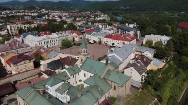 Güzel Kilise Eski Pazar Meydanı Sanok Hava Manzarası Polonya. Yüksek kalite 4k görüntü