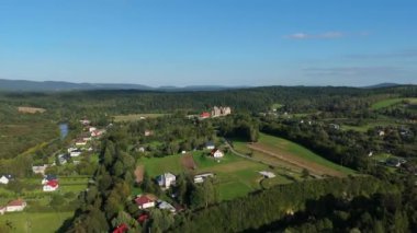 Güzel Peyzaj Dağları Bieszczady Zagorz Hava Görüntüsü Polonya. Yüksek kalite 4k görüntü