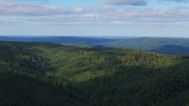 Güzel Dağ Gory Slonne Bieszczady Sanok Hava Manzarası Polonya. Yüksek kalite 4k görüntü