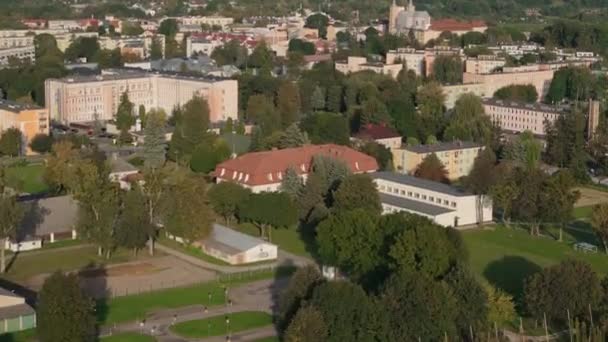 Όμορφο Τοπίο Γυμνάσιο Krasnystaw Aerial View Πολωνία Υψηλής Ποιότητας Πλάνα — Αρχείο Βίντεο