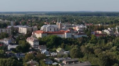 Güzel Panorama Şehir Merkezi Kilisesi Krasnystaw Hava Manzarası Polonya. Yüksek kalite 4k görüntü