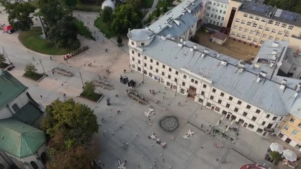 Gyönyörű Fountain Litewski Square Lublin Aerial View Lengyelország Kiváló Minőségű — Stock videók