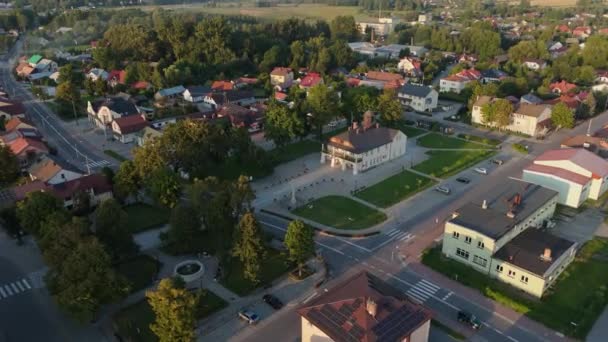 Şehir Merkezindeki Güzel Konsey Pazar Meydanı Narol Aerial View Poland — Stok video