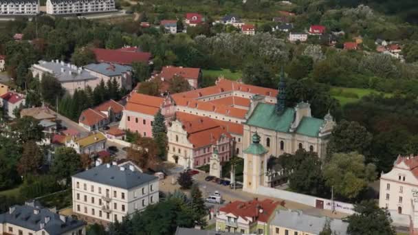 Schöne Landschaft Kirche Sandomierz Luftaufnahme Polen Hochwertiges Filmmaterial — Stockvideo