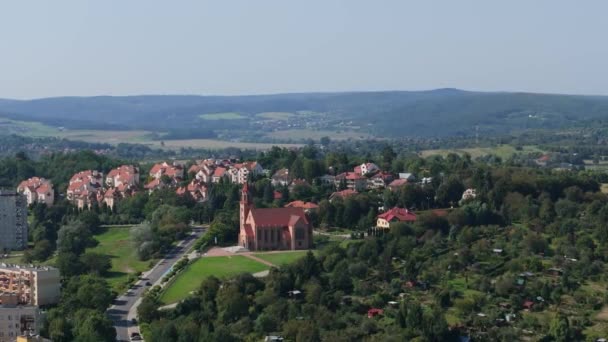 Schöne Panorama Mountain Hill Church Przemysl Luftaufnahme Polen Hochwertiges Filmmaterial — Stockvideo