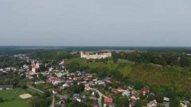 Güzel manzara Castle Hill Janowiec Hava Manzarası Polonya. Yüksek kalite 4k görüntü