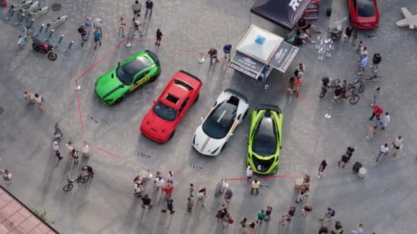 Krásné Sportovní Auto Downtown Lublin Aerial View Polsko Vysoce Kvalitní — Stock video