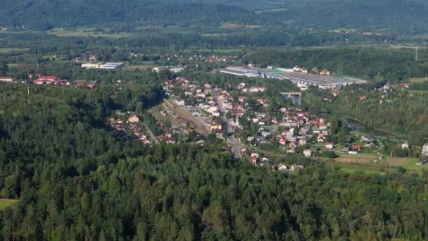 美丽的风景秀丽的市中心比斯扎迪 扎哥兹空中观波兰 高质量的4K镜头 — 图库视频影像