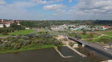 Güzel Panorama Köprüsü Bulvarı Sandomierz Hava Manzarası Polonya. Yüksek kalite 4k görüntü