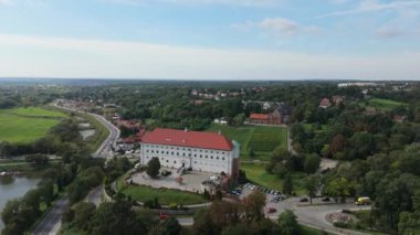 Güzel manzara Kraliyet Kalesi Sandomierz Hava Manzarası Polonya. Yüksek kalite 4k görüntü