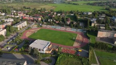 Güzel Peyzaj Stadyumu Krasnystaw Hava Manzaralı Polonya. Yüksek kalite 4k görüntü