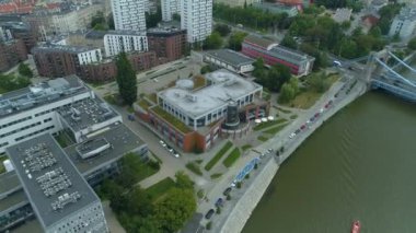 Güzel Bilgisayar Bilimi Üniversitesi Wroclaw Hava Görüntüsü Polonya. Yüksek kalite 4k görüntü