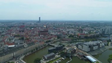 Güzel Panorama Wroclaw Gökyüzü Kulesi Wroclaw Hava Görüntüsü Polonya. Yüksek kalite 4k görüntü