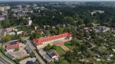 Güzel manzara Postal Inn Pulawy Hava Manzarası Polonya. Yüksek kalite 4k görüntü