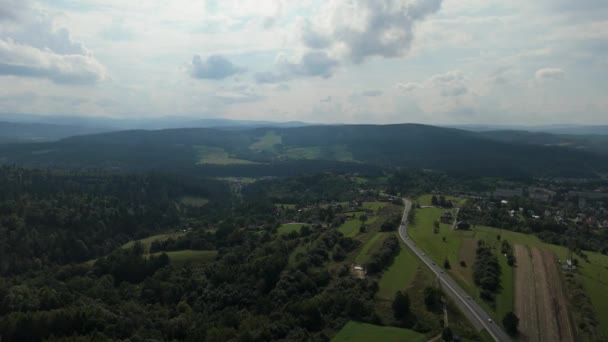 Krásná Panorama Road Lesko Hory Letecký Pohled Polsko Vysoce Kvalitní — Stock video