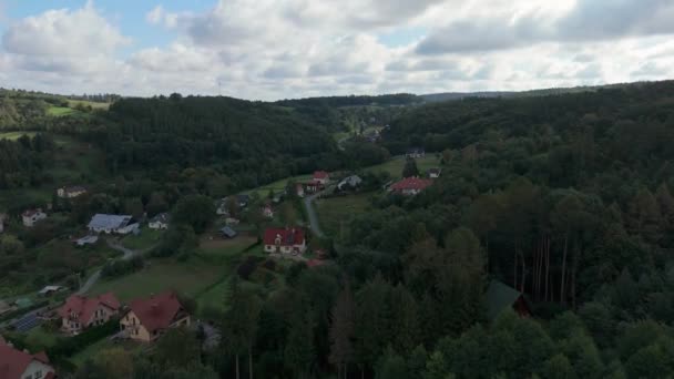 Beautiful Forest Mountain Krasiczyn Αεροφωτογραφία Πολωνία Υψηλής Ποιότητας Πλάνα — Αρχείο Βίντεο