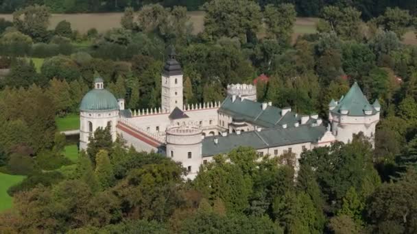 Schöne Burg Krasiczyn Wald Luftaufnahme Polen Hochwertiges Filmmaterial — Stockvideo