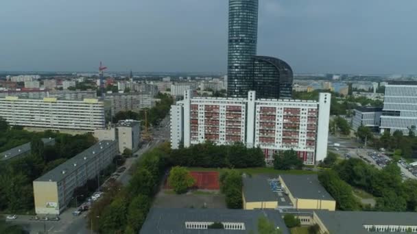 Mooie Sky Tower Wroclaw Aerial View Polen Hoge Kwaliteit Beeldmateriaal — Stockvideo