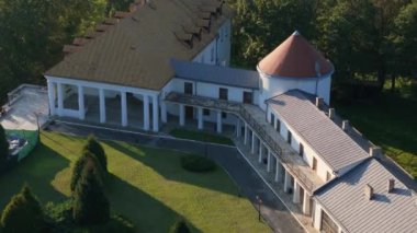 Güzel Kale Lesko Hava Manzarası Polonya. Yüksek kalite 4k görüntü