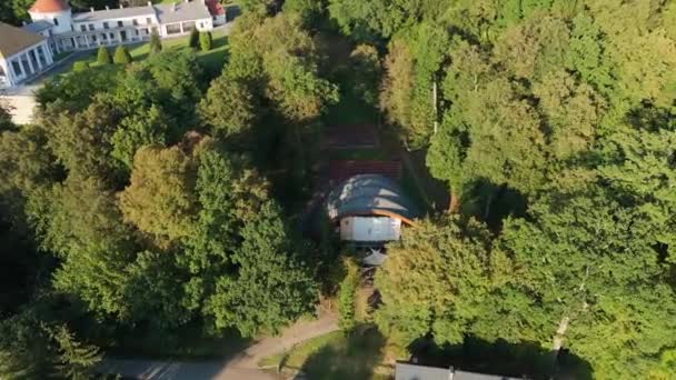 Krásný Amfiteátr Forest Lesko Aerial View Polsko Vysoce Kvalitní Záběry — Stock video