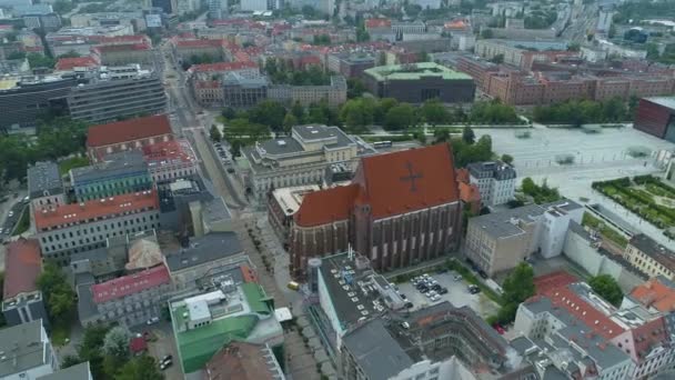 Schöne Kirche Freiheitsplatz Breslau Luftaufnahme Polen Hochwertiges Filmmaterial — Stockvideo