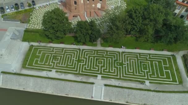 Maze Grass Ostrow Tumski Wroclaw Aerial View Polen Hoge Kwaliteit — Stockvideo