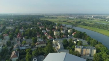 Güzel Panorama Nehri Köprüsü Opole Hava Görüntüsü Polonya. Yüksek kalite 4k görüntü