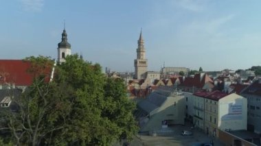 Güzel Eski Kasaba Pazar Meydanı Opole Hava Görüntüsü Polonya. Yüksek kalite 4k görüntü
