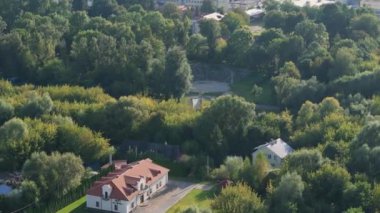 Güzel Amfitiyatro Nehri Parkı Krasnystaw Havacılık Manzarası Polonya. Yüksek kalite 4k görüntü