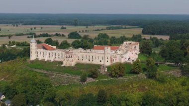 Güzel manzara Castle Hill Janowiec Hava Manzarası Polonya. Yüksek kalite 4k görüntü