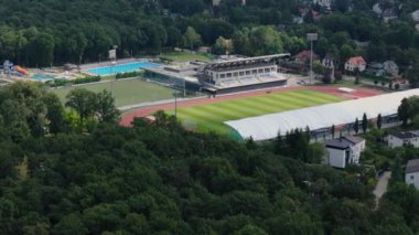 Güzel Peyzaj Stadyumu Pulawy Hava Manzarası Polonya. Yüksek kalite 4k görüntü