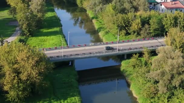 Güzel Peyzaj Nehri Köprüsü Krasnystaw Hava Manzaralı Polonya Yüksek Kalite — Stok video