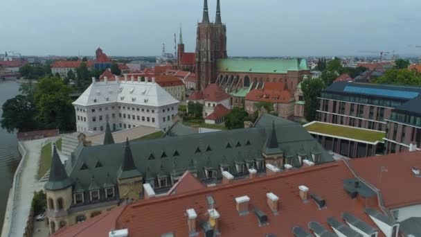 Schöne Kathedrale Ostrow Tumski Breslau Luftaufnahme Polen Hochwertiges Filmmaterial — Stockvideo