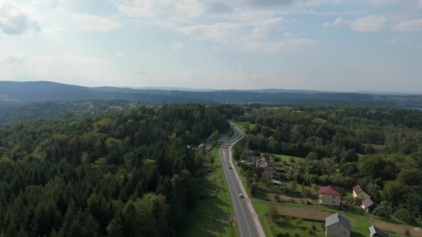 Hermoso Paisaje Carretera Montañas Lesko Vista Aérea Polonia Imágenes Alta — Vídeos de Stock
