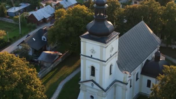 Schöne Innenstadt Kirche Narol Luftaufnahme Polen Hochwertiges Filmmaterial — Stockvideo
