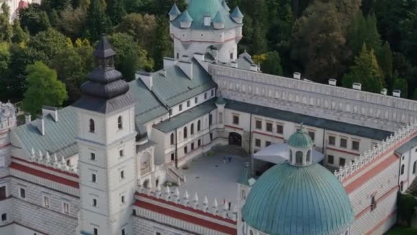 Schöne Burghofturm Krasiczyn Luftaufnahme Polen Hochwertiges Filmmaterial — Stockvideo